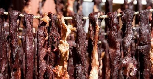 How to Keep a Slaughtered Animal From Spoiling by Eating it in the Right Order 
